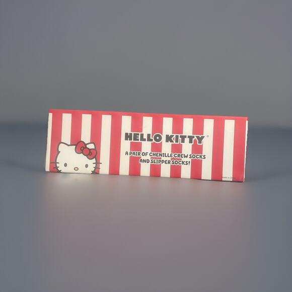 Hello Kitty Christmas Chenille Crew Socks And Slipper Socks Size L/XL New In Box - Picture 2 of 4